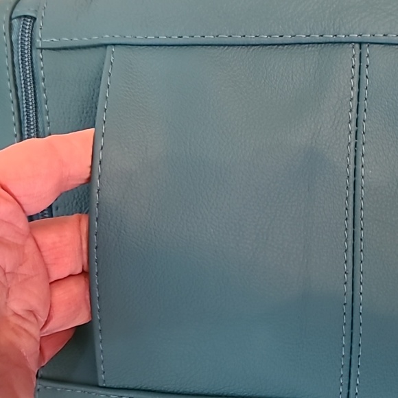 NWT Teal Leather Crossbody by Maze. - Picture 3 of 6
